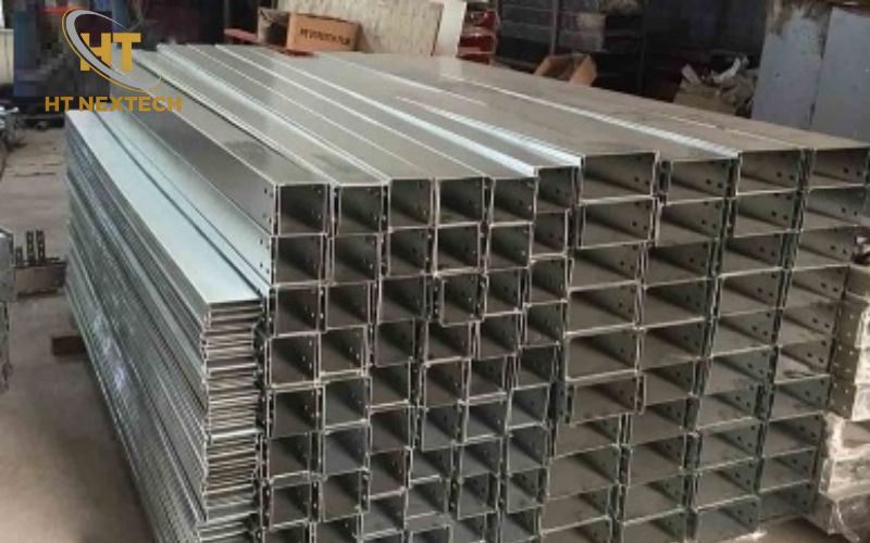 Môi trường lắp đặt ảnh hưởng đáng kể đến tuổi thọ thang máng cáp