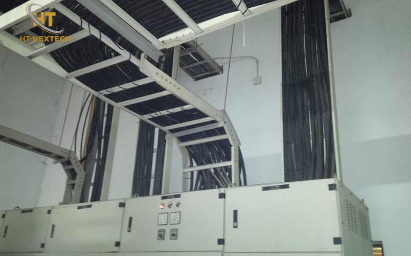 Lớp sơn hoặc lớp mạ bảo vệ bị bong tróc